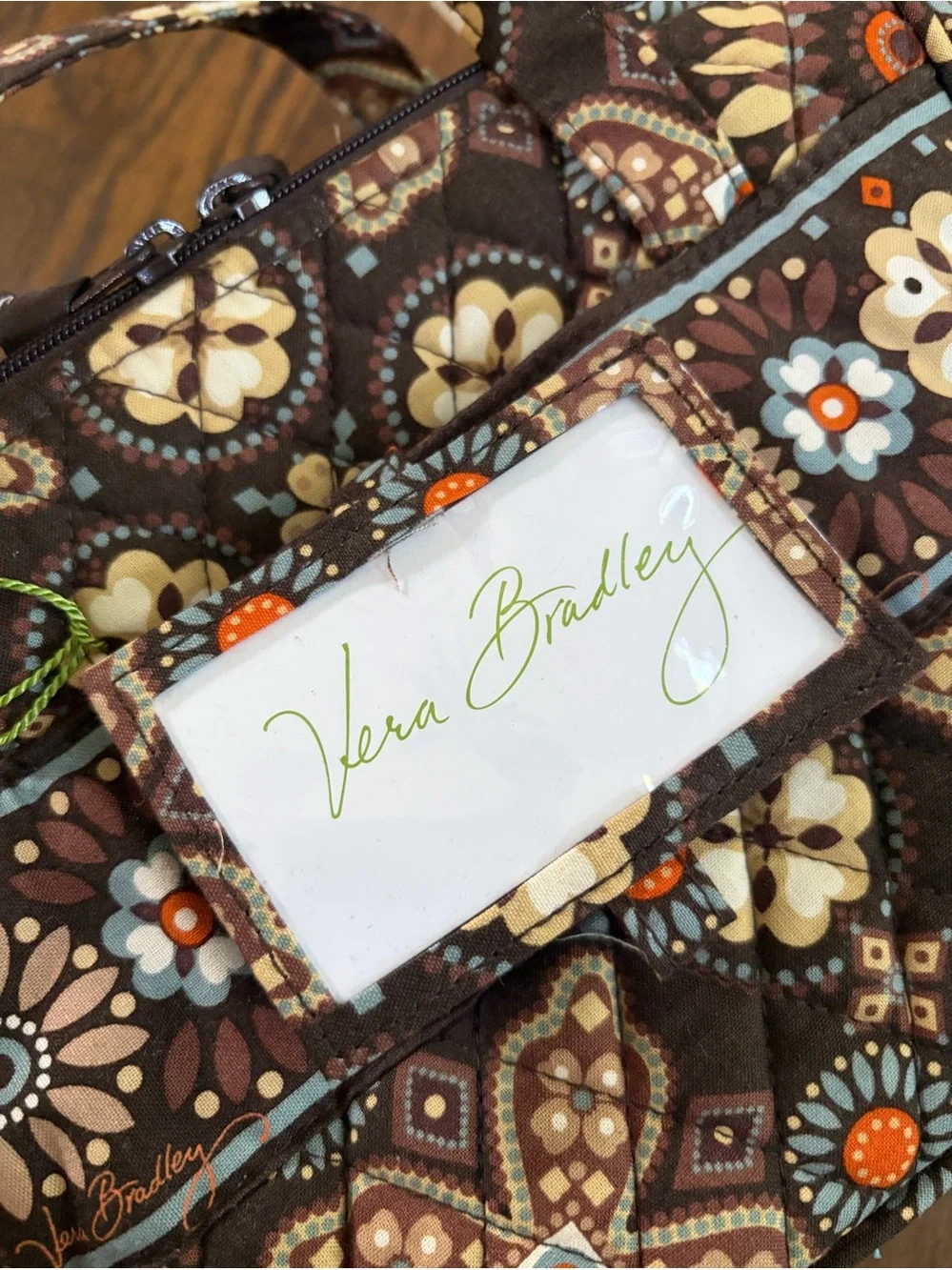 NWT Vera Bradley RETIRED Lunch Date Lunch Bag
RETIRED Pattern - Canyon - Picture 4 of 8